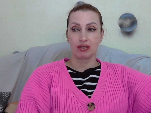 Irinchi live cam on BongaCams