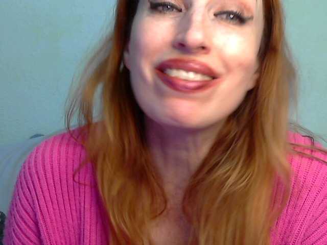 Irinchi, en directo ahora en BongaCams