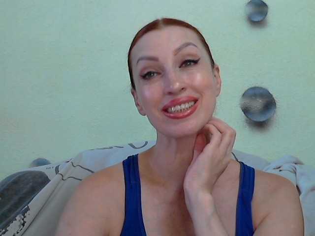Irinchi live cam on BongaCams