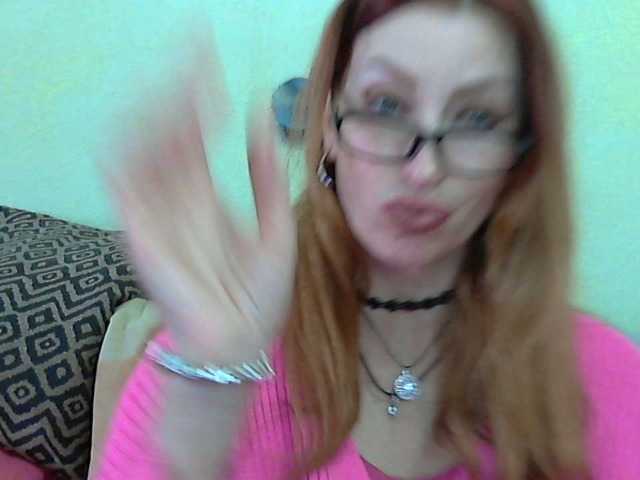 Irinchi's BongaCams show and profile