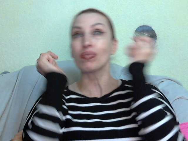 Irinchi live cam on BongaCams