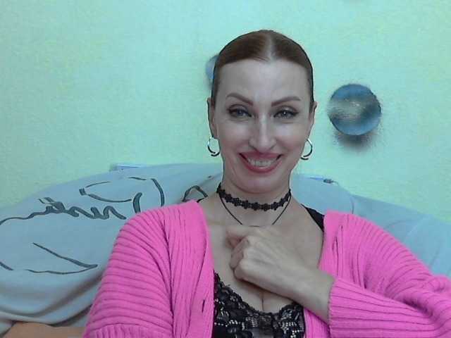 Irinchi live cam on BongaCams