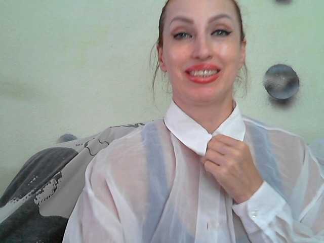 Irinchi live cam on BongaCams