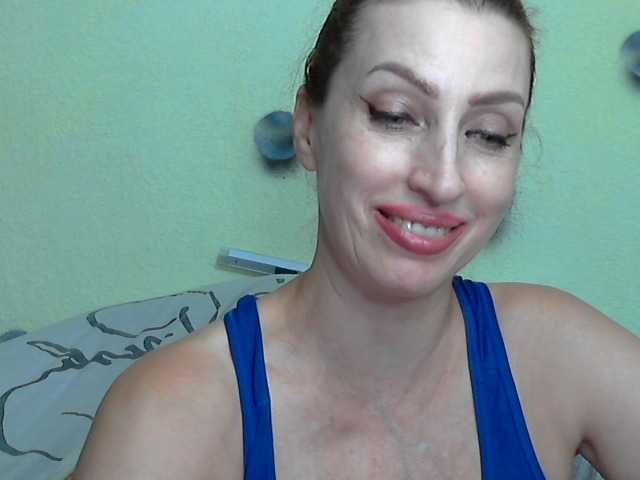 Irinchi live cam on BongaCams