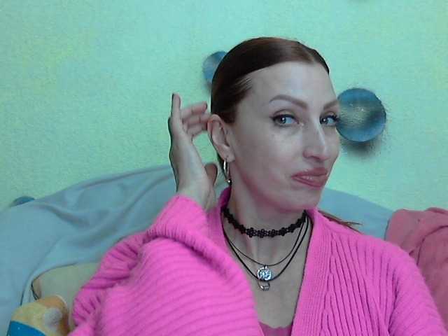 Irinchi's BongaCams show and profile