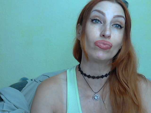 Irinchi live webcam show