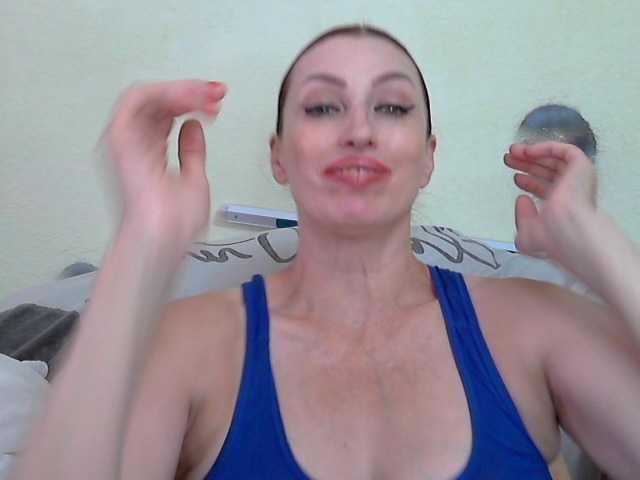 Irinchi live cam on BongaCams