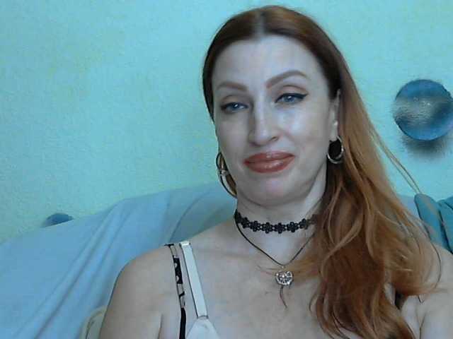 Irinchi live cam on BongaCams