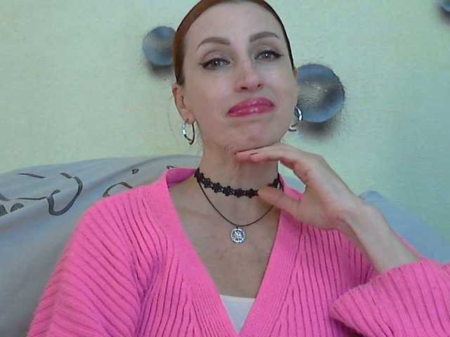 Irinchi live cam on BongaCams