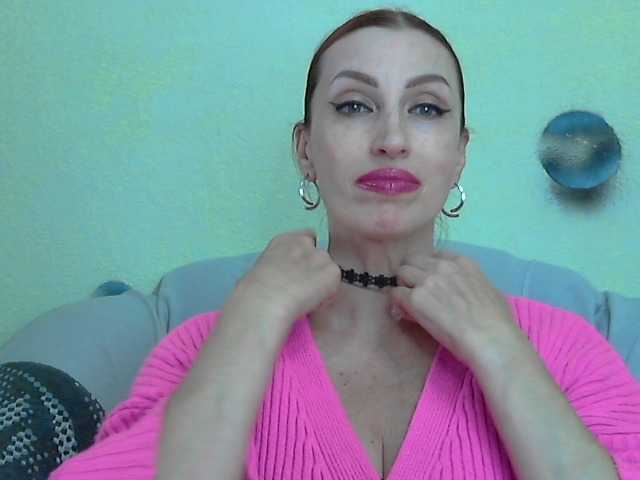 Irinchi live cam on BongaCams