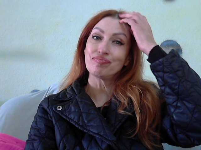 Irinchi live cam on BongaCams