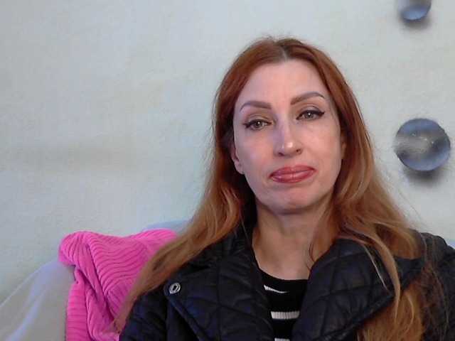 Irinchi live cam on BongaCams