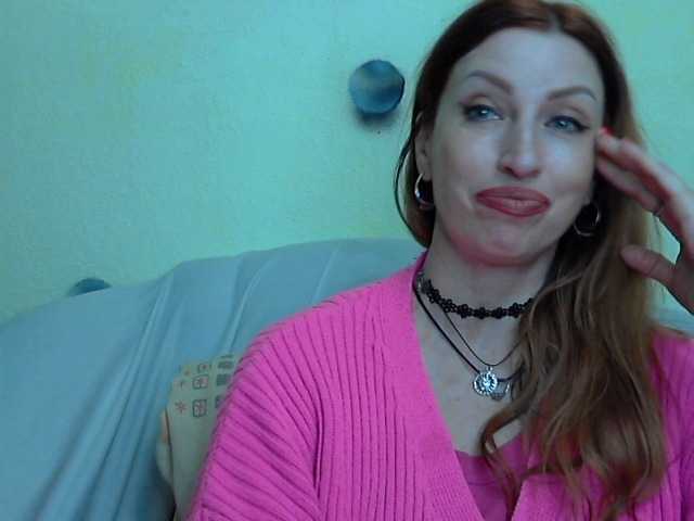 Irinchi's BongaCams show and profile