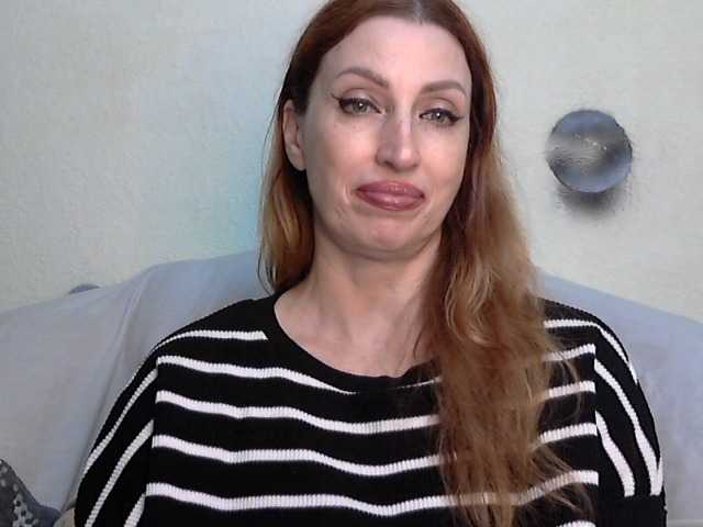 Irinchi, en vivo ahora en BongaCams