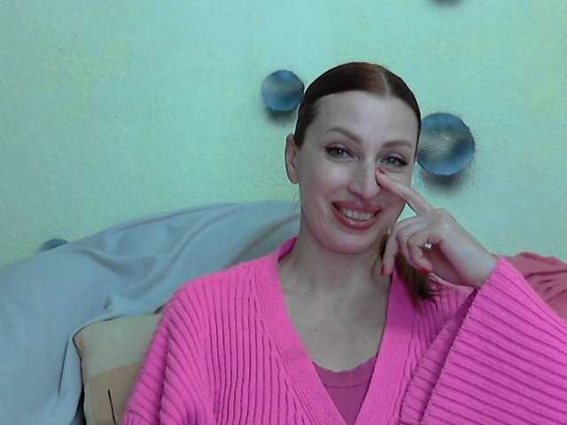 Irinchi's BongaCams show and profile