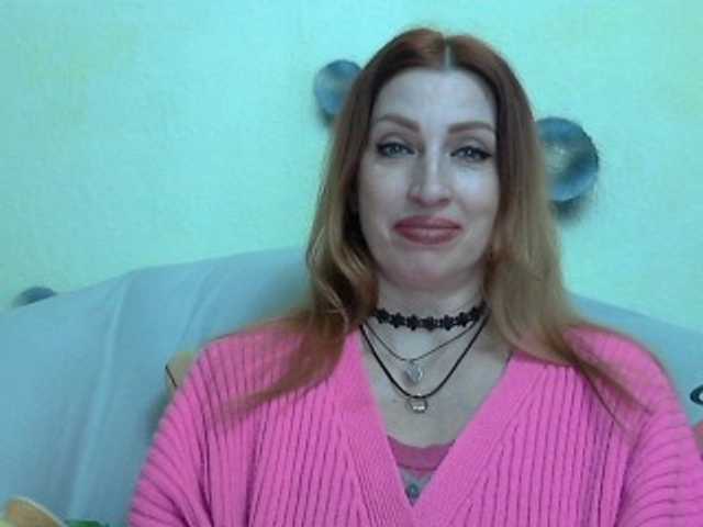 Irinchi's BongaCams show and profile