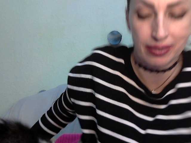 Irinchi live cam on BongaCams