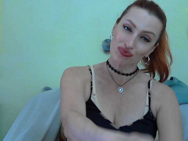 Irinchi live cam on BongaCams