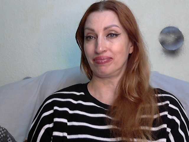 Irinchi, en vivo ahora en BongaCams