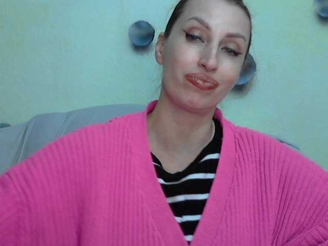 Irinchi live cam on BongaCams