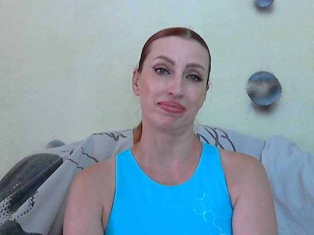 Irinchi live cam on BongaCams