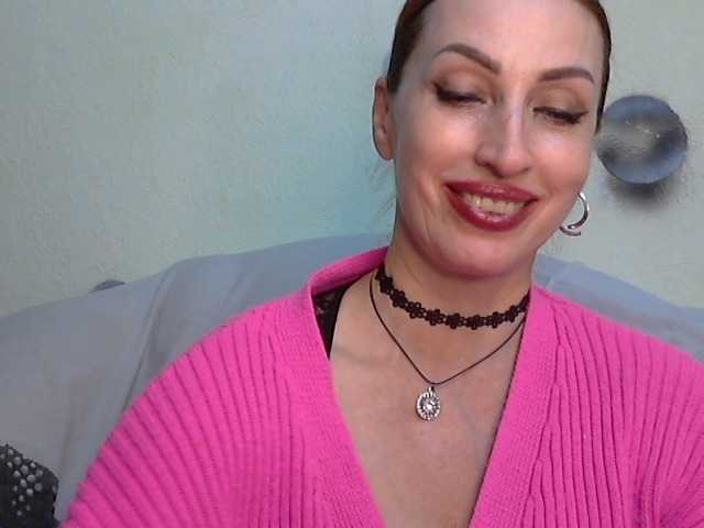 Irinchi live cam on BongaCams
