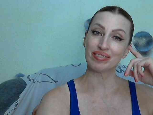 Irinchi Live Webcam on BongaCams