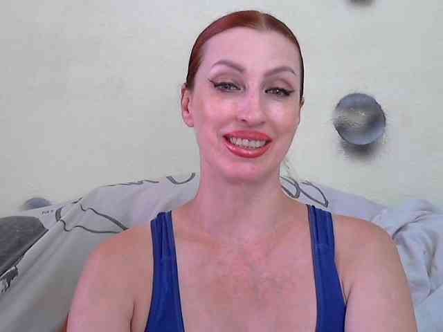 Irinchi Live Webcam on BongaCams