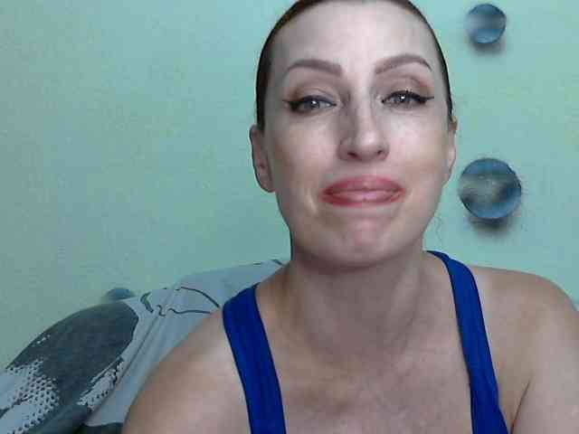 Irinchi Live Webcam on BongaCams