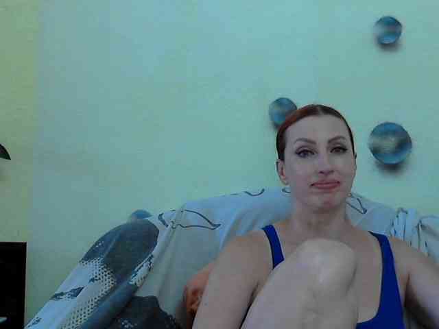 Irinchi Live Webcam on BongaCams