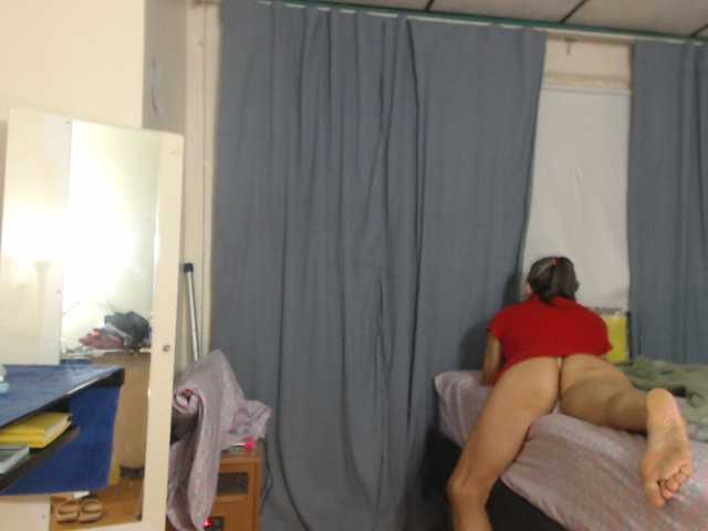 FIXMYASSTOO live cam preview