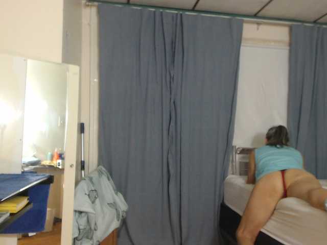 FIXMYASSTOO live cam preview