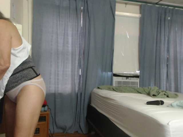 AnalTaxi live cam on BongaCams