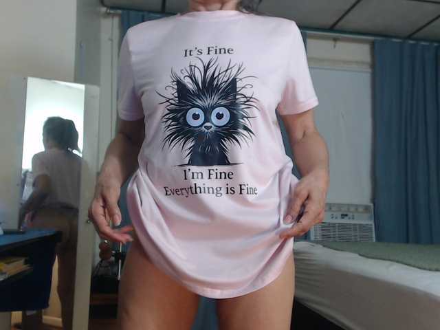AnalTaxi live cam on BongaCams