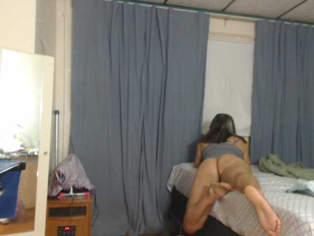 FIXMYASSTOO live cam