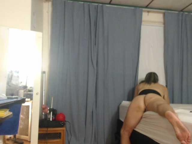AnalTaxi live cam on BongaCams