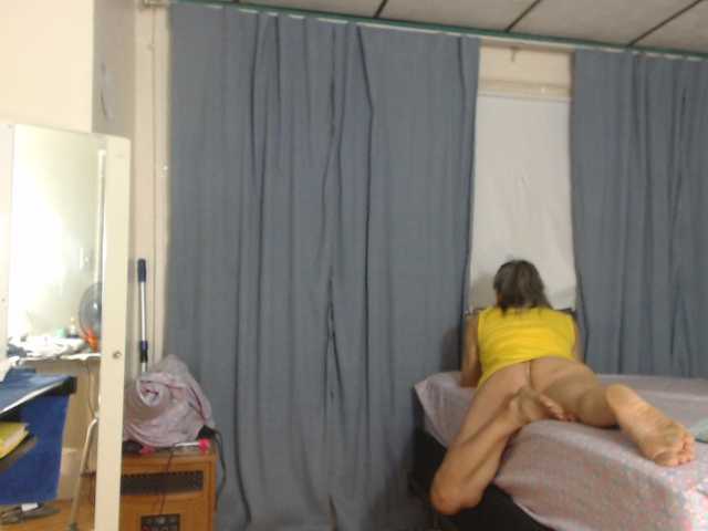 AnalTaxi live cam on BongaCams