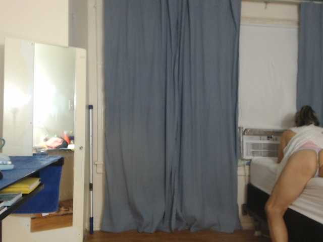 FIXMYASSTOO live cam preview