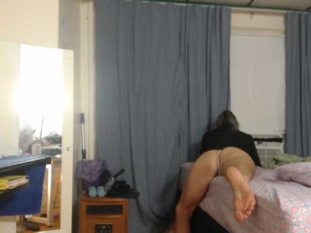 AnalTaxi live cam on BongaCams