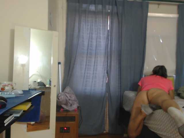 FIXMYASSTOO live cam preview