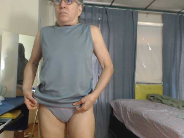 AnalTaxi live cam on BongaCams