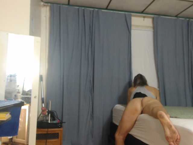 AnalTaxi live cam on BongaCams