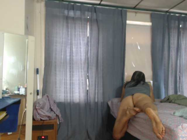 FIXMYASSTOO live cam preview