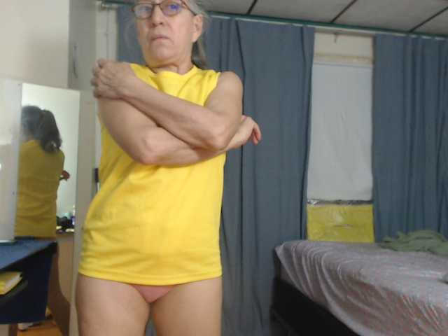 FIXMYASSTOO live cam preview
