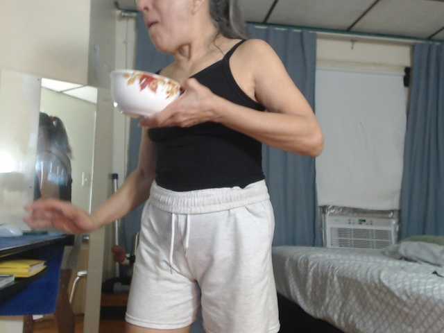 AnalTaxi live cam on BongaCams