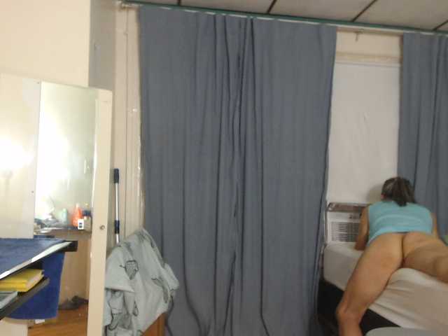 FIXMYASSTOO live cam preview