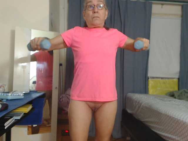 AnalTaxi, en directo ahora en BongaCams