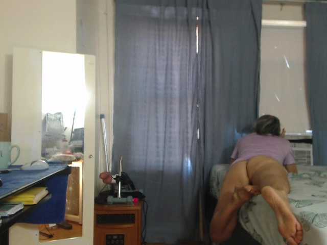 AnalTaxi live cam on BongaCams