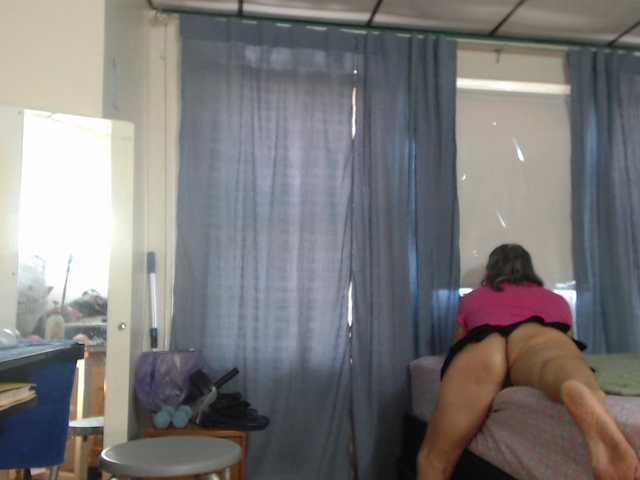 AnalTaxi live cam on BongaCams