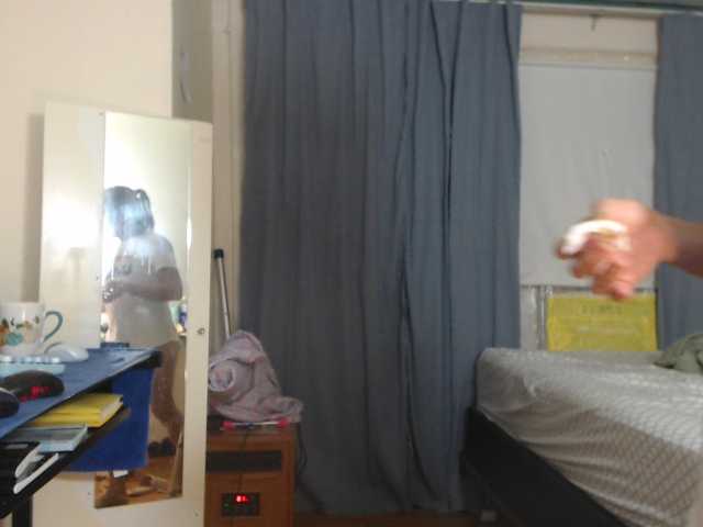 AnalTaxi, en directo ahora en BongaCams